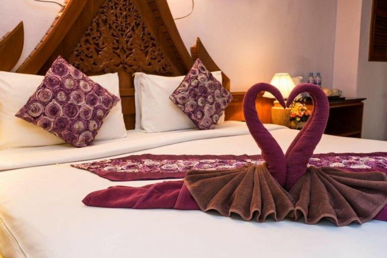 Patong Beach Bed And Breakfast Екстериор снимка