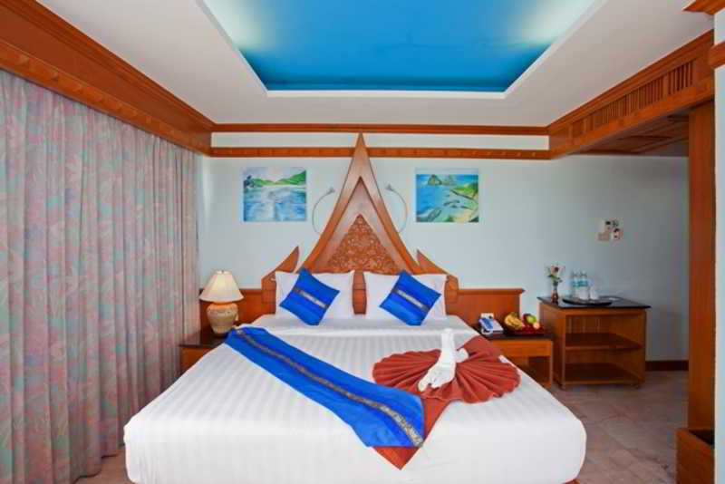 Patong Beach Bed And Breakfast Екстериор снимка