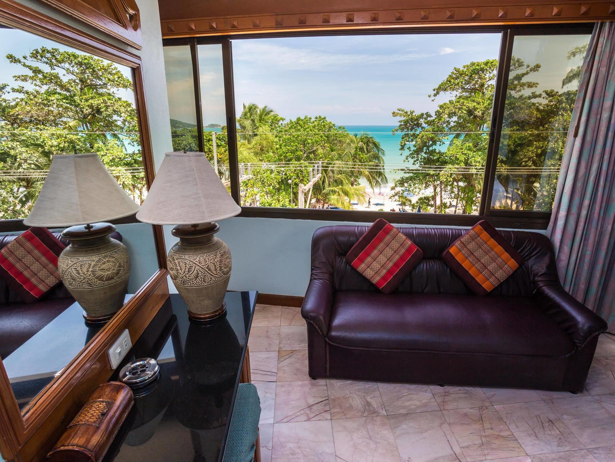 Patong Beach Bed And Breakfast Екстериор снимка