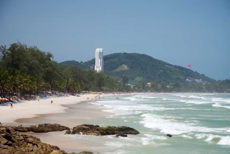 Patong Beach Bed And Breakfast Екстериор снимка